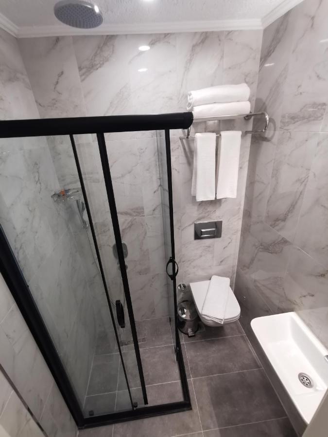 Luxx Garden Hotel Istanbul Ngoại thất bức ảnh
