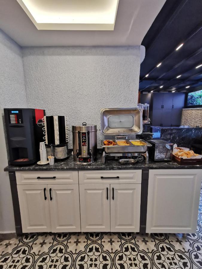 Luxx Garden Hotel Istanbul Ngoại thất bức ảnh