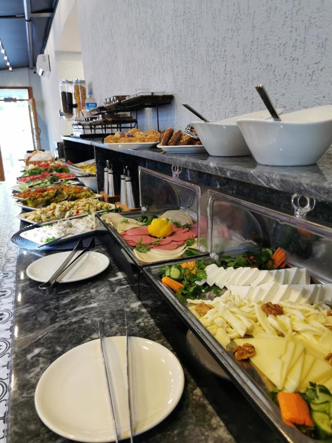 Luxx Garden Hotel Istanbul Ngoại thất bức ảnh