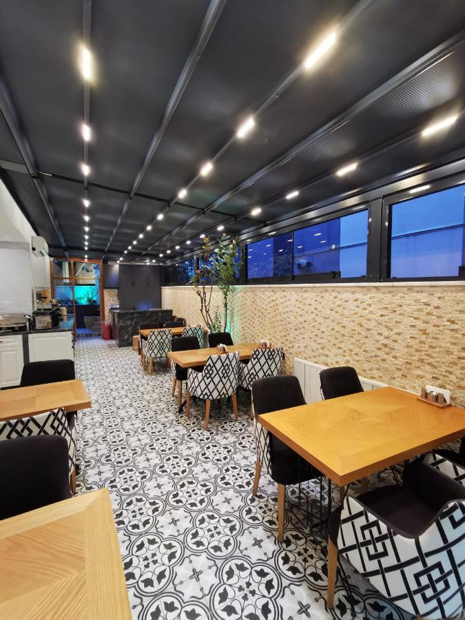 Luxx Garden Hotel Istanbul Ngoại thất bức ảnh